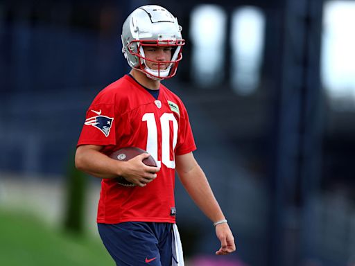 Should Patriots fans be worried that Drake Maye enters camp as the No. 2 QB?
