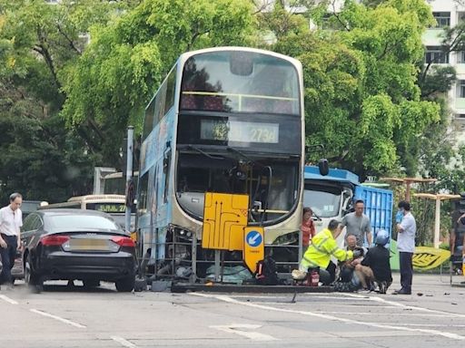 粉嶺貨車撞九巴剷安全島 最少釀8傷疑有人衝燈肇禍