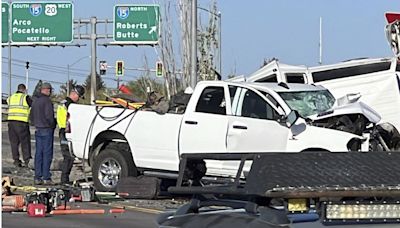Embajador Ken Salazar lamenta la muerte de 6 mexicanos en accidente de Idaho, EU