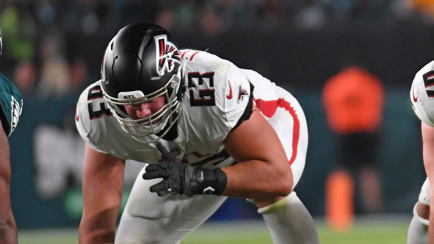 PFF's Shocking Grade for Atlanta Falcons All-Pro Chris Lindstrom