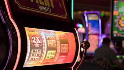 PA casino fined, 3 banned after allowing minors access