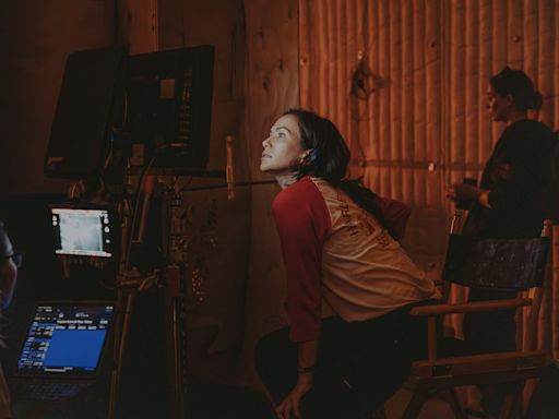 Kate Siegel on Her Trippy ‘V/H/S/Beyond’ Film, Real-Life Alien Theories and the Joy of Working With Husband Mike Flanagan