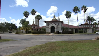Central Florida priest bites woman after refusing communion - WSVN 7News | Miami News, Weather, Sports | Fort Lauderdale