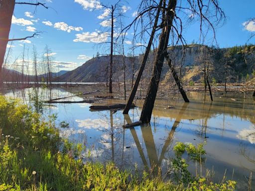 Chilcotin River rises 20 feet overnight upstream of landslide