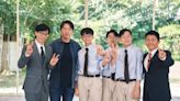 《劉QUIZ》公開「大韓、民國、萬歲」三胞胎與劉在錫的團體合照！全都超越曹世鎬啦~