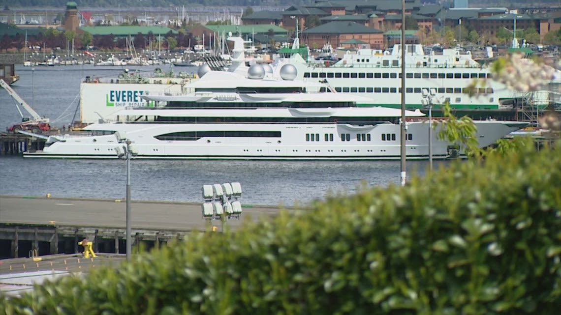 Superyacht tied to Russian oligarch serviced in Everett