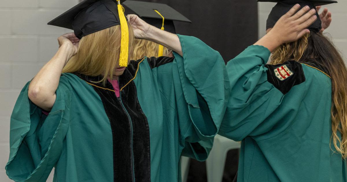 12 Missouri women get Washington U degrees. From prison.