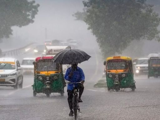 Delhi Rains: IMD issues yellow alert till July 26-27, Delhi Police issues traffic advisory