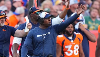 Broncos DC Vance Joseph hopes to continue momentum on defense