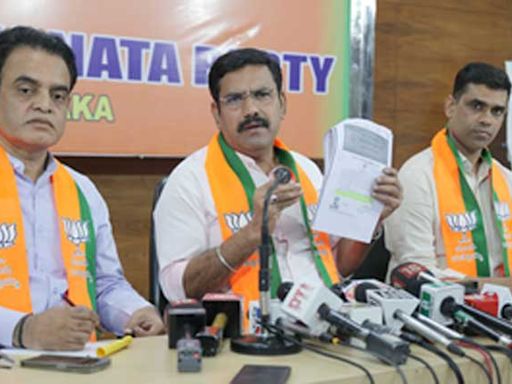 MUDA scam: K’taka BJP releases 'documents' on CM Siddaramaiah's role, seeks CBI probe