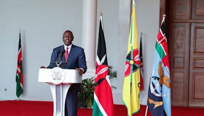 Kenyan president sacks cabinet, bowing to pressure from protests