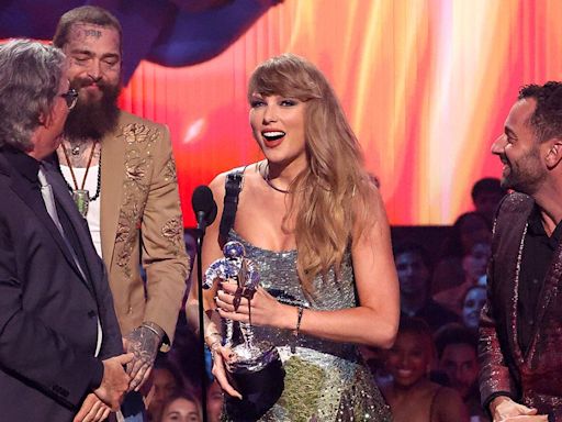 Taylor Swift Thanks Travis Kelce in Her 2024 VMAs Speech