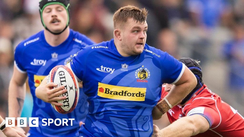 Danny Southworth: Cardiff sign Wales-qualified Exeter prop