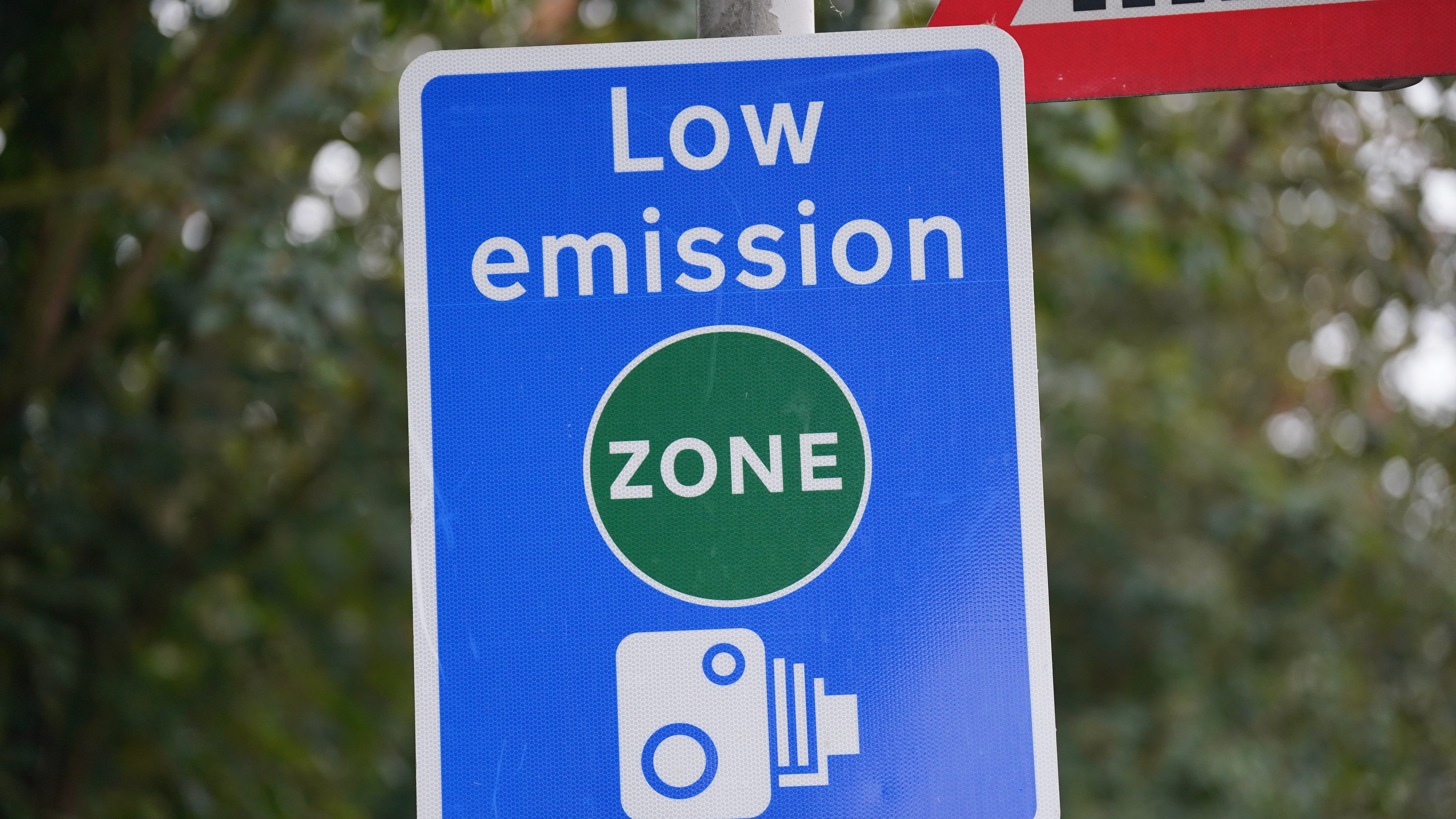 ‘Low emission zones could reduce mental health problems’ – study