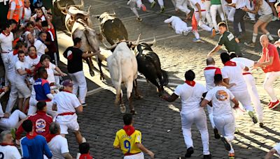 Así ha sido el tercer encierro de San Fermín 2024: velocísimos Victoriano del Río con bonitas carreras