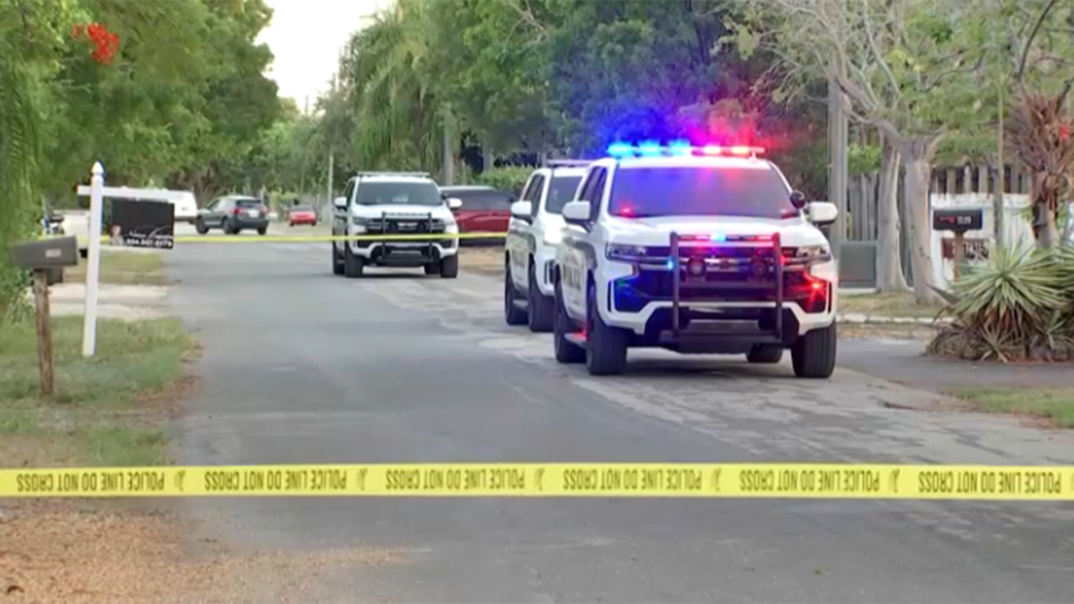 Young boy dies after being pulled from pool at Fort Lauderdale home