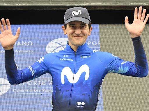 Pelayo conquista la primera etapa española en el Giro, Pogacar sigue de rosa