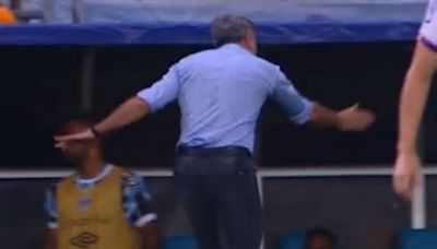 Bahia bate o Grêmio, e Renato Gaúcho abandona o campo no fim do jogo