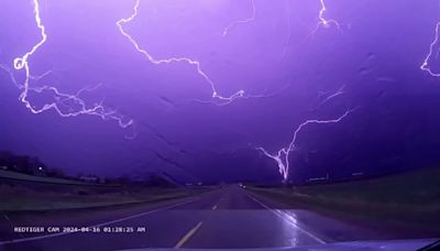 Iowa deputy’s dashcam captures stunning display of lightning strikes during thunderstorm