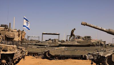 Truce Talks Shift to Qatar as Hamas Hits Israel Border Crossing