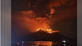 印尼火山劇烈爆發「連噴5次」 當局憂引發海嘯緊急撤離逾萬人