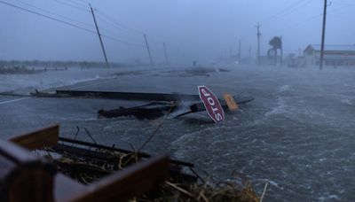 El huracán Beryl tocó tierra en Estados Unidos y, degradado a tormenta tropical, avanza en Texas con fuertes lluvias, oleajes y cortes de energía