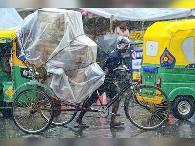 Mumbai rains trigger yellow alert, Thane waterlogged; check IMD forecast