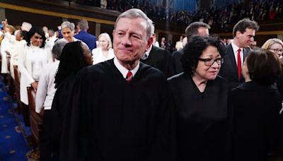 Opinion: In Trump’s immunity case, John Roberts has quite a mess in front of him