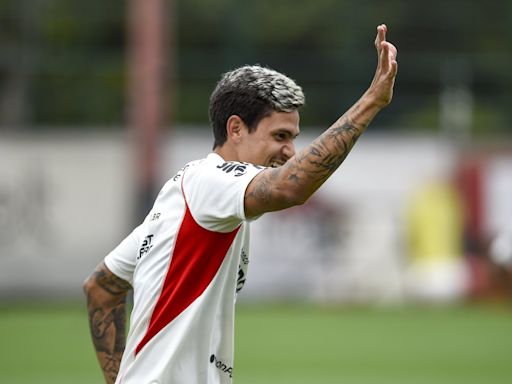 Flamengo prepara homenagem a Fabricio Bruno na Libertadores, mas zagueiro pode pegar o Vasco