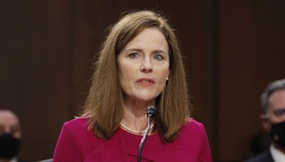 How Justice Amy Coney Barrett drove the Supreme Court’s debate on abortion and Trump immunity | CNN Politics