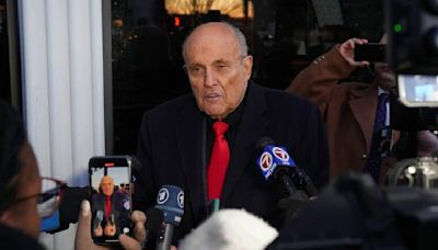 Giuliani, other Trump allies arraigned in Arizona election case | Honolulu Star-Advertiser