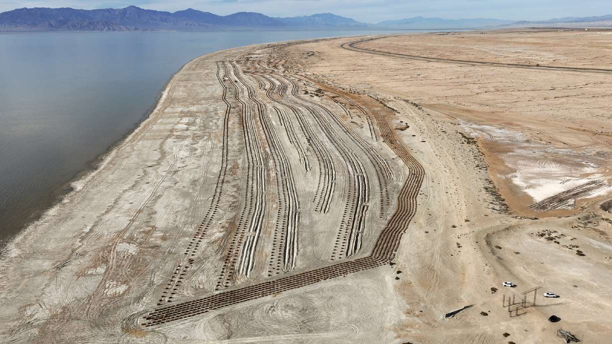 As Great Salt Lake nears key level, Utah finds inspiration elsewhere to help lake's recovery