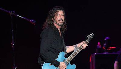 Dave Grohl Dedicates Foo Fighters' 'My Hero' Hit to Late Steve Albini: 'He Left Us Much Too Soon'