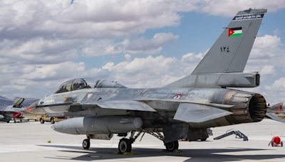 F-16戰機護以色列領空 它軍購價是台灣3倍 - 軍事