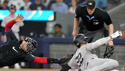 Yankees rally in sixth inning, crush Blue Jays 16-5