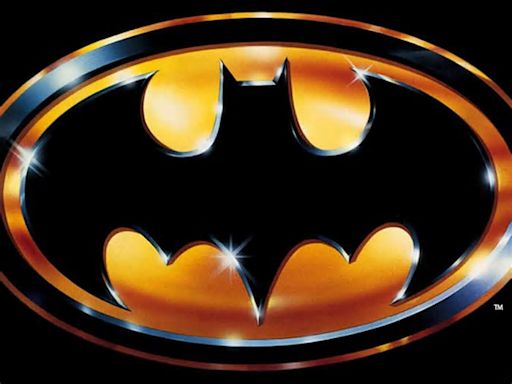 Michael Keaton es Batman, sigue vivo y sus aventuras continúan: 35 años después de la película de Tim Burton, regresará en una nueva novela