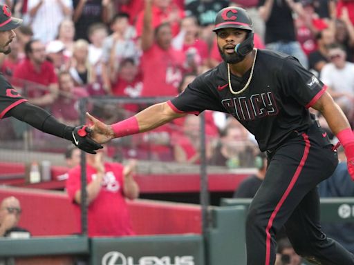 Reds rookie Rece Hinds continues scorching start with 2 more homers