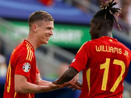 Barcelona waiting for Nico Williams decision before moving for Dani Olmo