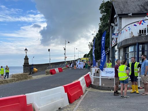 Downhill derby called off after racer hospitalised