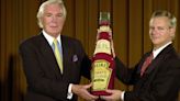 Anthony O’Reilly, Flashy Irish Tycoon Who Led Heinz, Is Dead at 88