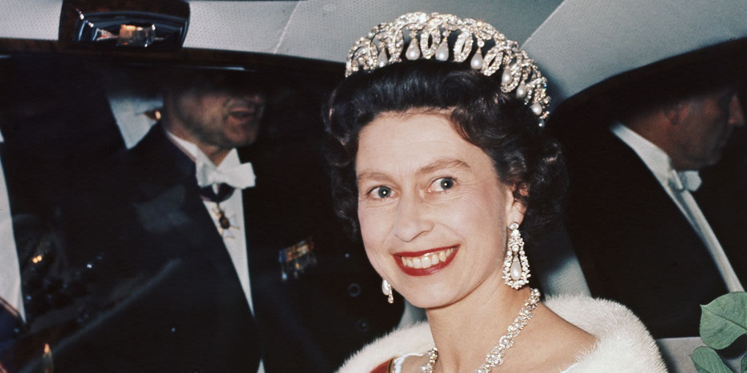 Queen Elizabeth's Jewelry Collection Included Several of the Largest Diamonds on Record