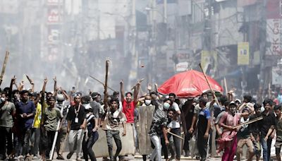Las protestas contra el sistema de cuotas en Bangladesh dejan 27 muertos en medio de nuevos enfrenamientos
