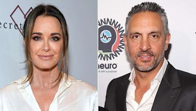 Kyle Richards Seemingly Reacts to Mauricio Umansky Kissing New Woman by Removing Her 'Wife' Role from Instagram