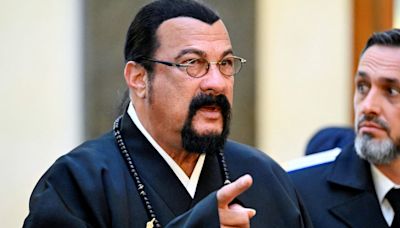 Steven Seagal Could Face EU Sanctions for Putin Fandom: Report