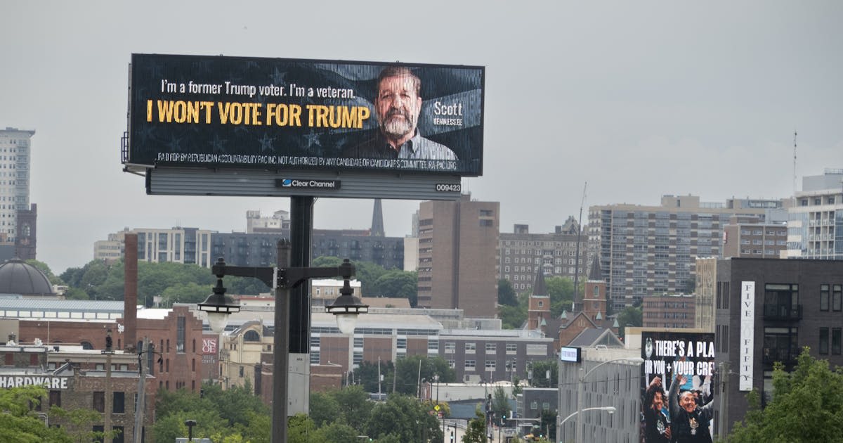 Trump to Get Billboard-Size Reminder of His Unpopularity at RNC