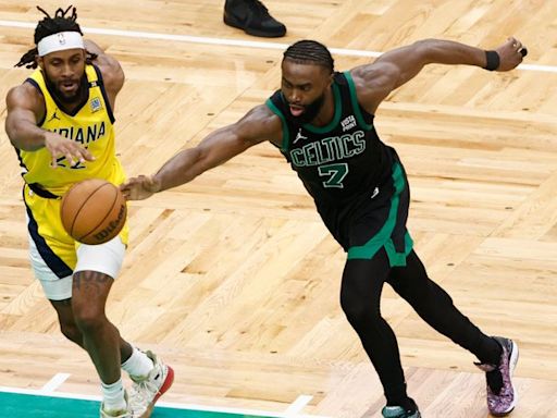 NBA: Brown lidera, e Celtics ampliam vantagem nas finais do Leste