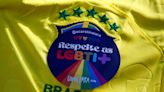 Parada LGBTQIA+ veste São Paulo de verde e amarelo; veja fotos