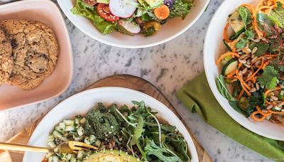 Healthy restaurant concept new to Missouri sets local opening date - St. Louis Business Journal