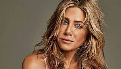 Jennifer Aniston se quita 20 años de encima con tinte y corte ideal para mujeres maduras