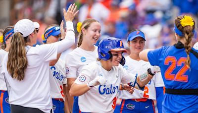 Florida softball heading to WCWS after beating Baylor in Super Regionals